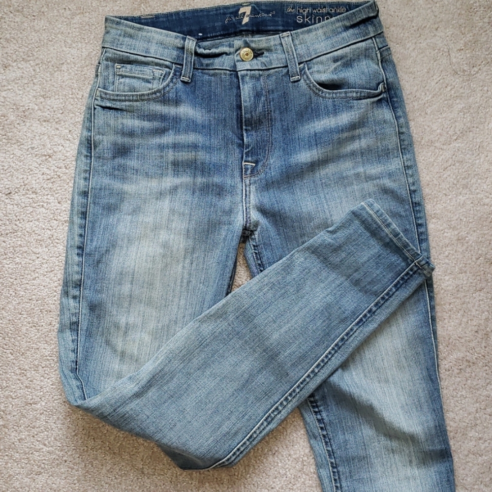 Lightwash Skinny Jeans